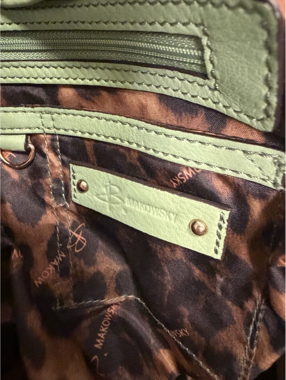 B Makowsky Green Leather Ruched Baguette Shoulder Bag With Rose Gold Hardware. - Picture 6 of 7